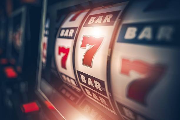 gbo 303 mobile app interface showing live-dealer tables and sportsbook markets